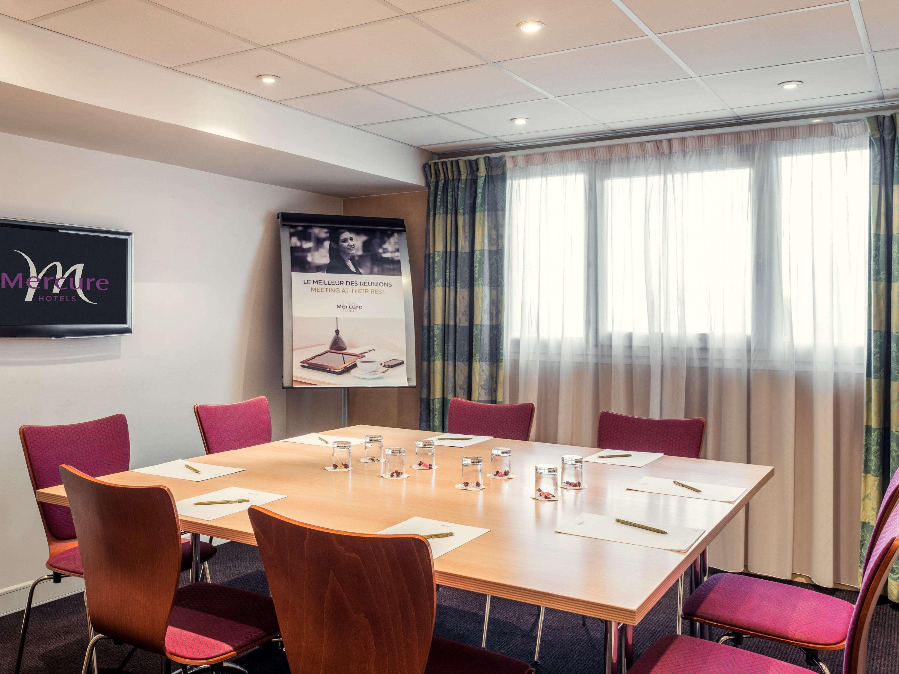 Mercure Paris Porte D'Orleans Montrouge Buitenkant foto