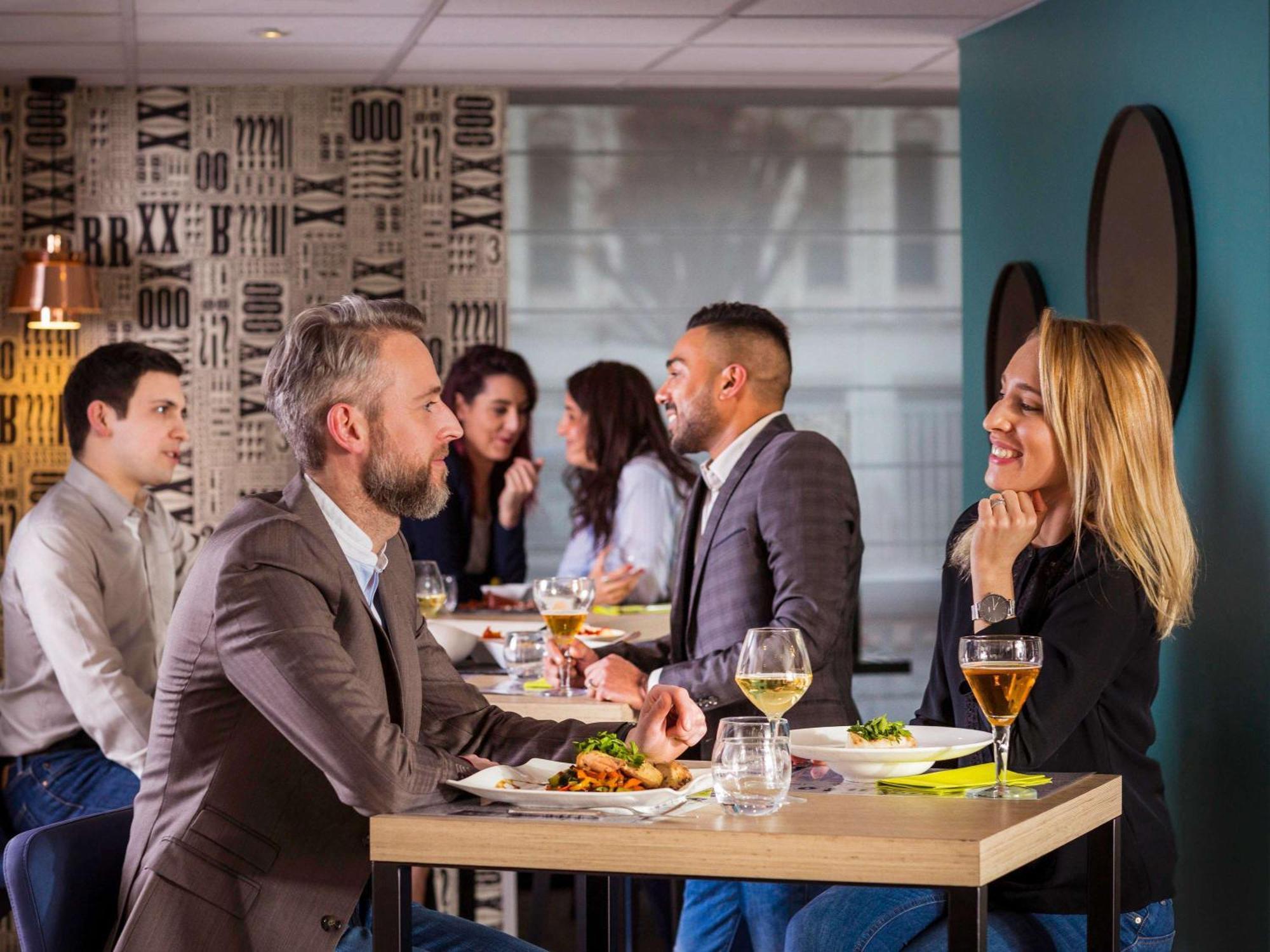 Mercure Paris Porte D'Orleans Montrouge Buitenkant foto