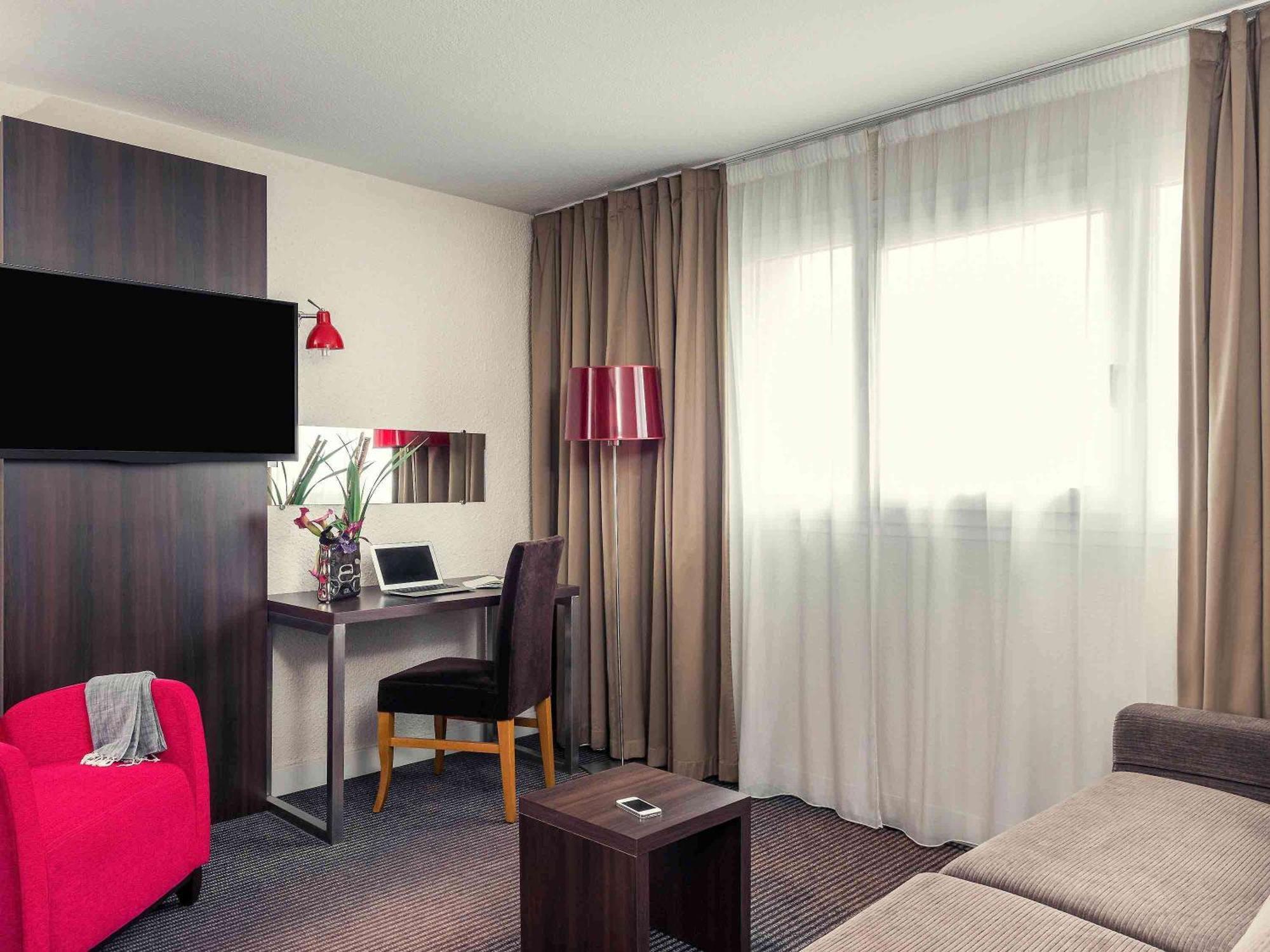 Mercure Paris Porte D'Orleans Montrouge Buitenkant foto
